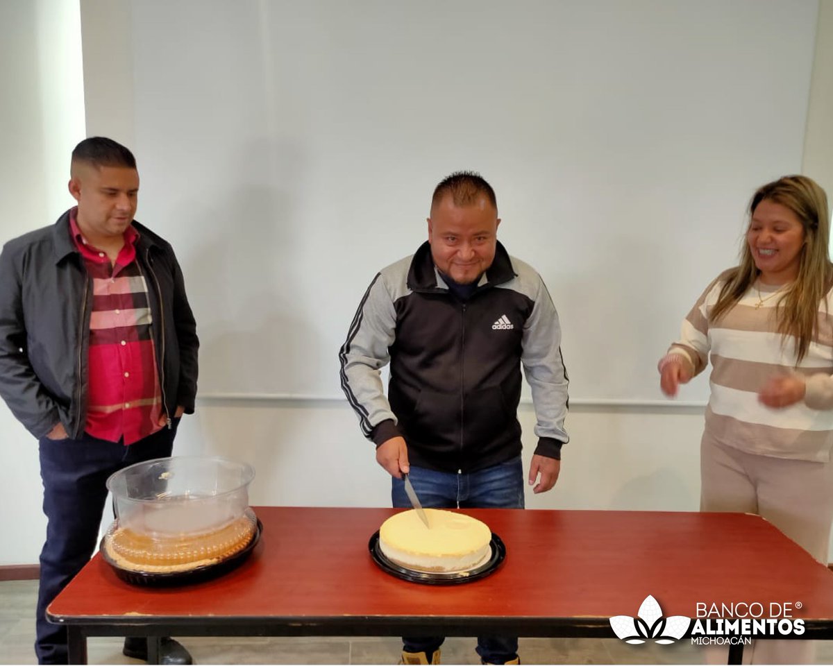 bamxMichoacan's tweet photo. 🎉 5 de diciembre, Día Internacional del Voluntariado
El Banco de Alimentos de Michoacán celebramos a quienes hacen posible nuestra labor diaria.

Reconocimos a los tres centros de rehabilitación que, con esfuerzo y corazón, nos apoyan cada semana: La Colina, Gravita y San Juan https://t.co/qMCfnVs8hE