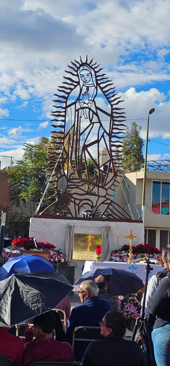 ⛪✨ Inauguran en Fresnillo el Monumento a la Virgen de Guadalupe, hecho en acero de 2 pulgadas y con peso de 4 toneladas.
La obra será bendecida este viernes por el obispo Sigifredo Noriega Barceló. 🙏
#EcoDiario #Zacatecas #Fresnillo #VirgenDeGuadalupe #Monumento