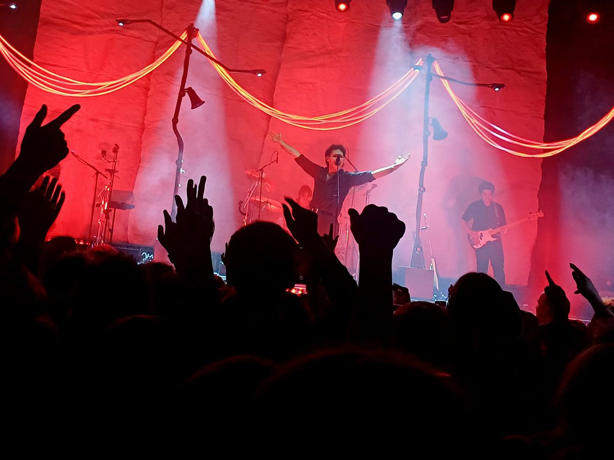 cjwslos's tweet photo. james marriott, roundhouse 11.12.25

what an incredible tour its been. loved every single minute, love all my friends <3 https://t.co/yTHmmokLaY