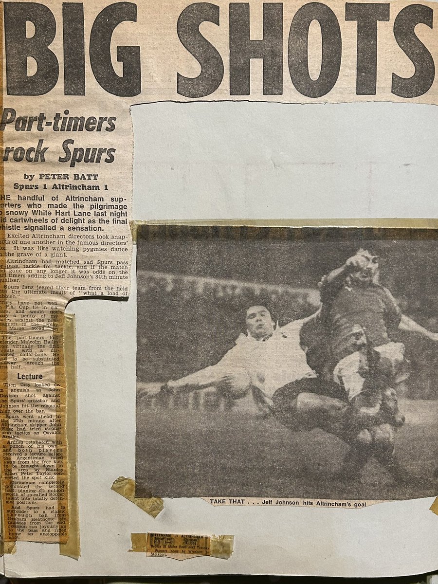 Back in the day I remember what use’t to be our centre forward at Hyde United Jeff Johnson scoring this goal for Altrincham v Tottenham ⚽️👌