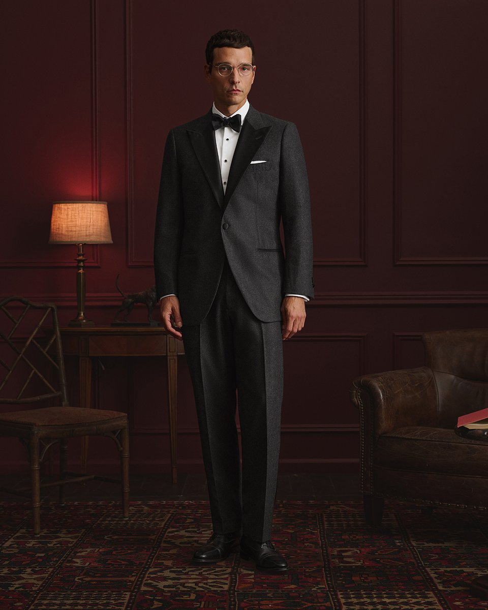 ProperCloth's tweet image. Sharp looks for standout nights.