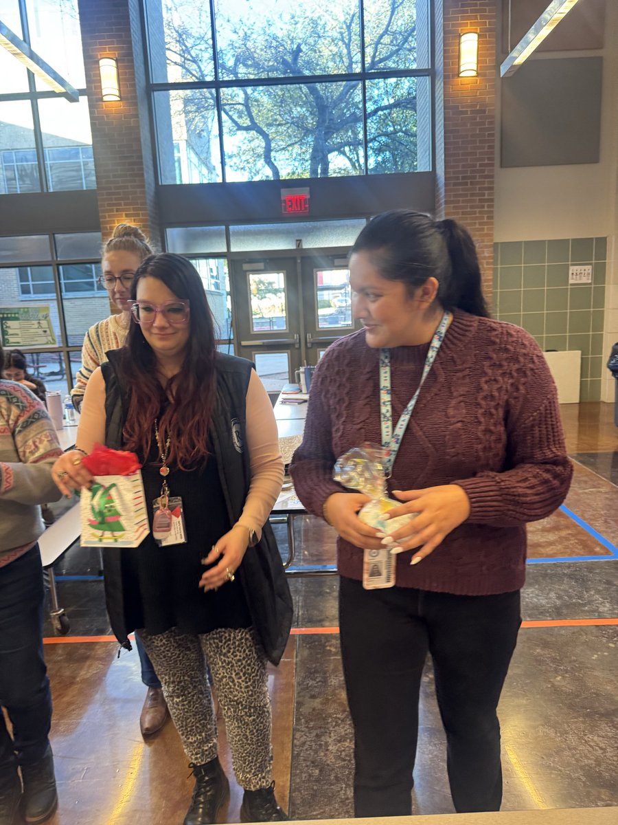 Mechelle tweet media