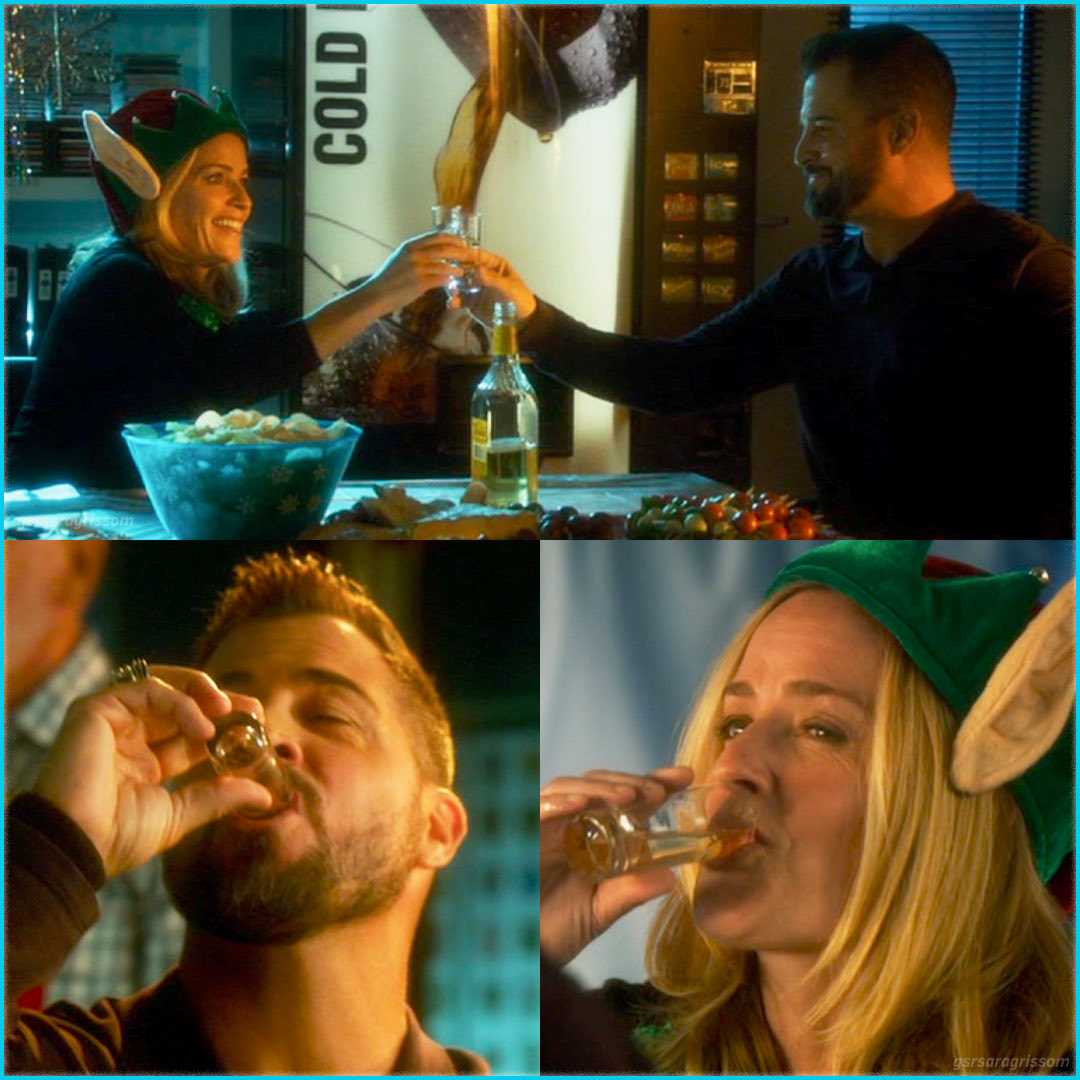 gsrsaragrissom's tweet photo. It’s a crime this is the only Xmas episode. 

#csi #csilasvegas #nickstokes #georgeeads #juliefinlay #elisabethshue #elisabethharnois #morganbrody #gregsanders #ericszmanda #davidberman #csivegas https://t.co/3LZNjPIDbR
