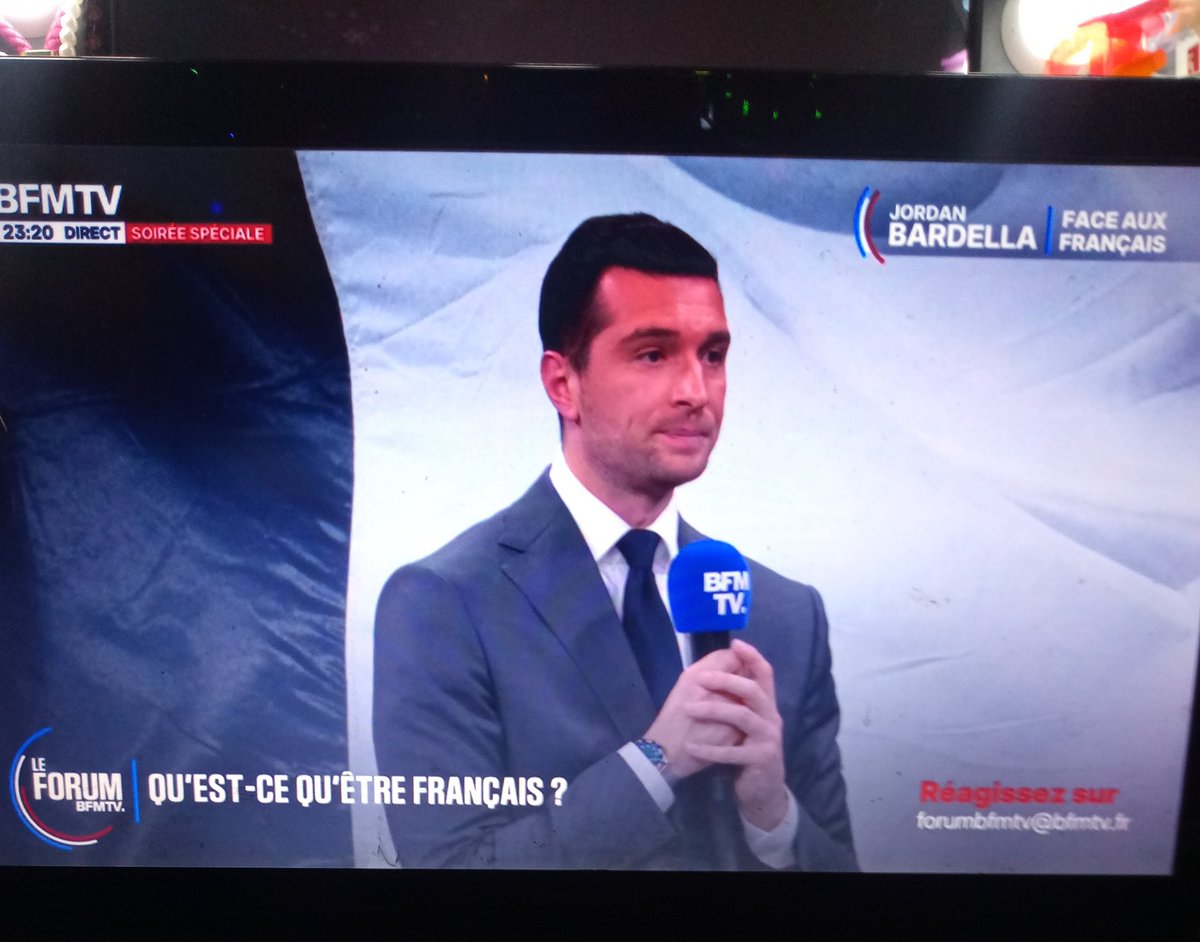 CeccatoMarion's tweet image. Devenez ce que nous sommes ! 

Bravo quel courage et patience @J_Bardella !!!!Vraiment très fort très convaincant ! 
L'union des français 👏🇨🇵♥️

#forumbfmtv #bfm 
#faceauxfrançais