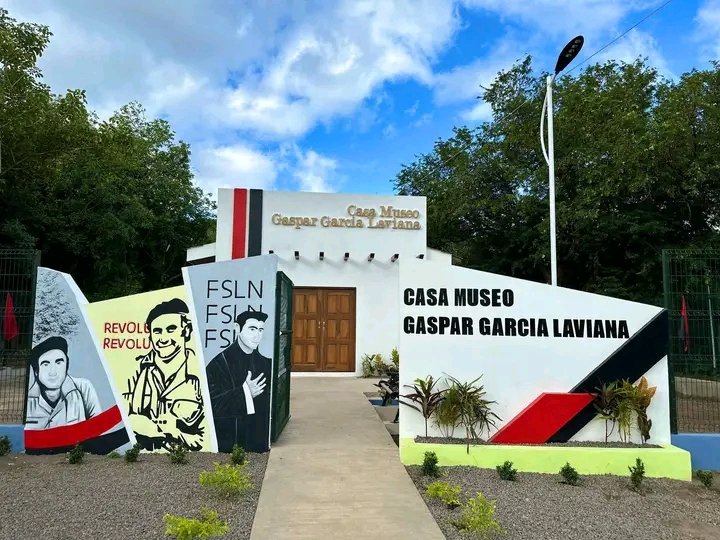 Así se vivió la Inauguración de la Casa Museo “Gaspar Vive”, en conmemoración al tránsito a la inmortalidad Gaspar García Laviana, en la comunidad de Virgen Morena en el Municipio de Tola, Rivas. ✊️❤️🖤🇳🇮

#SomosRed #Nicaragua