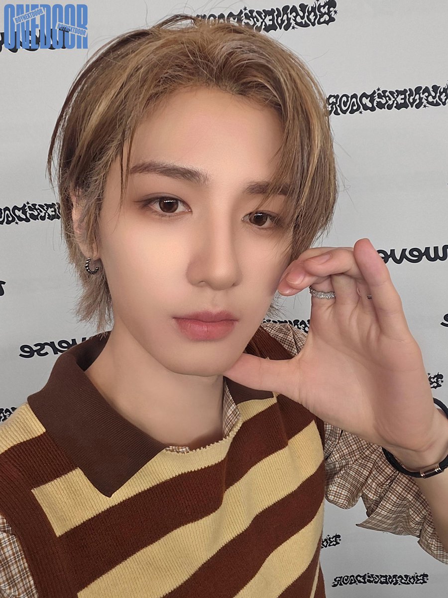 𖥻 🫶🏻  ࣪˖