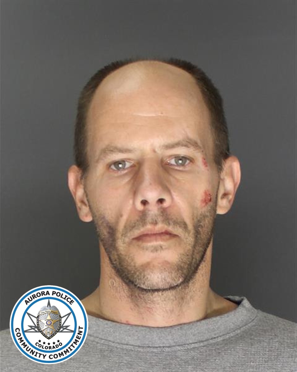 Aurora Police Dept tweet media