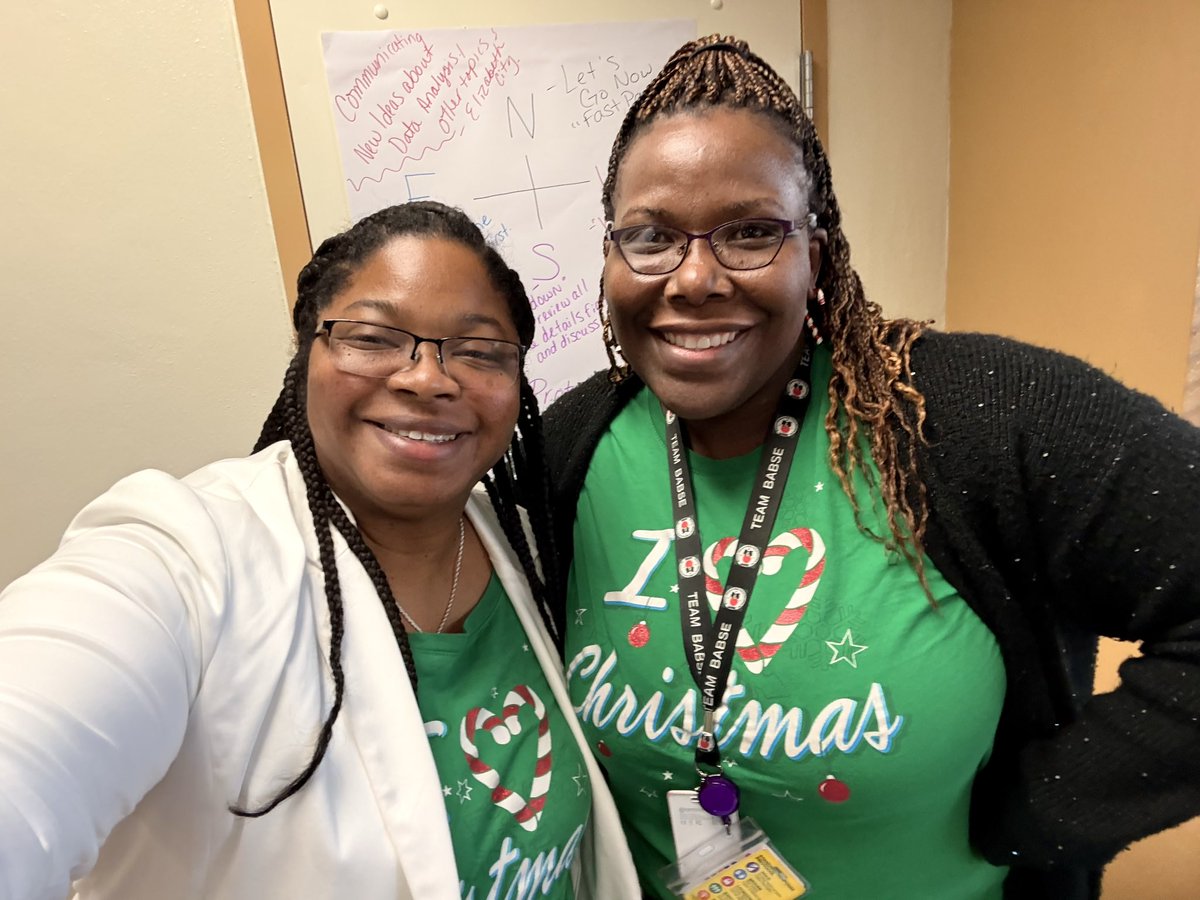 MHaywood_ISMath's tweet image. Going through our Wildcat 12 Days before the Winter Holiday and today’s Candy Cane theme brought out the Twin in me and AP Tomlinson!!! 😃😇 
We’re Twinning at William Dandy Middle School, with a silent T!!! 🤗 #Winning #Abound #transformationalleaders