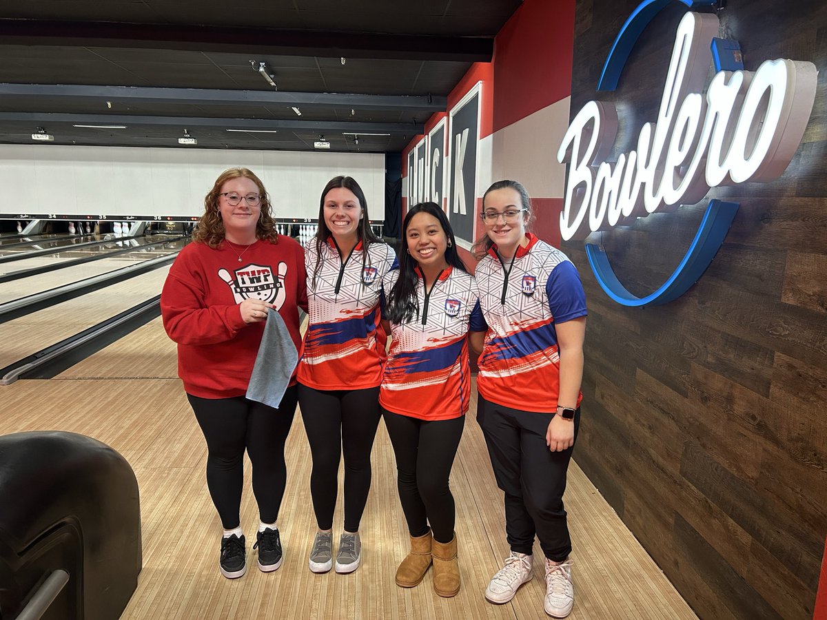 WTHSbowling tweet media