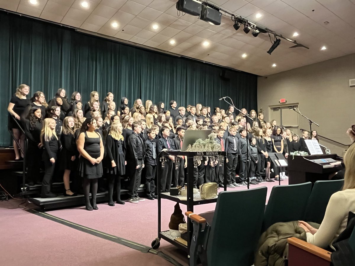 Kenneth M. Smith tweet media