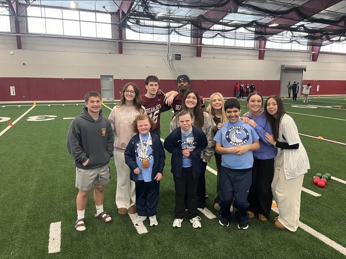 piere2livee's tweet image. Had a wonderful time at Bocce Competition, anything for the kid❤️ @joshaleman33