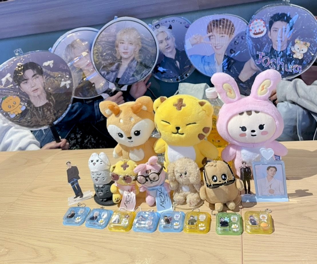 NEWコンDay1︎🤍 ミンギュのことひとつも残さず表情を見ていたくて目に