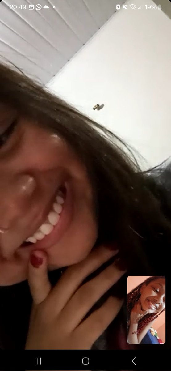 lyvabin's tweet photo. "aí não sei oq, horrível quem é amiga de ex"

eu e minha ex sendo horríveis https://t.co/y3uG9iCxcx