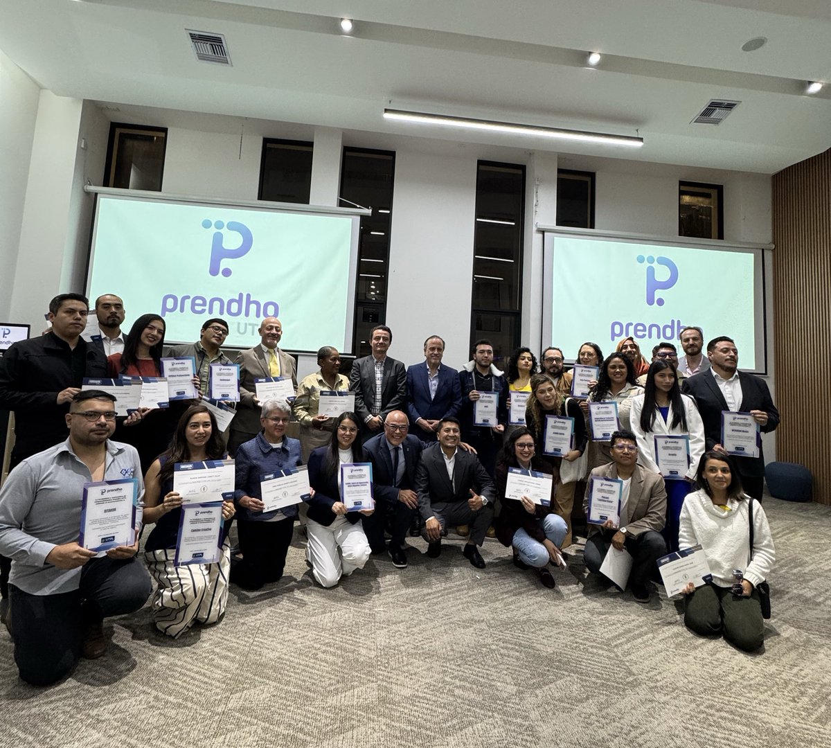 🎓 UTPL tweet media