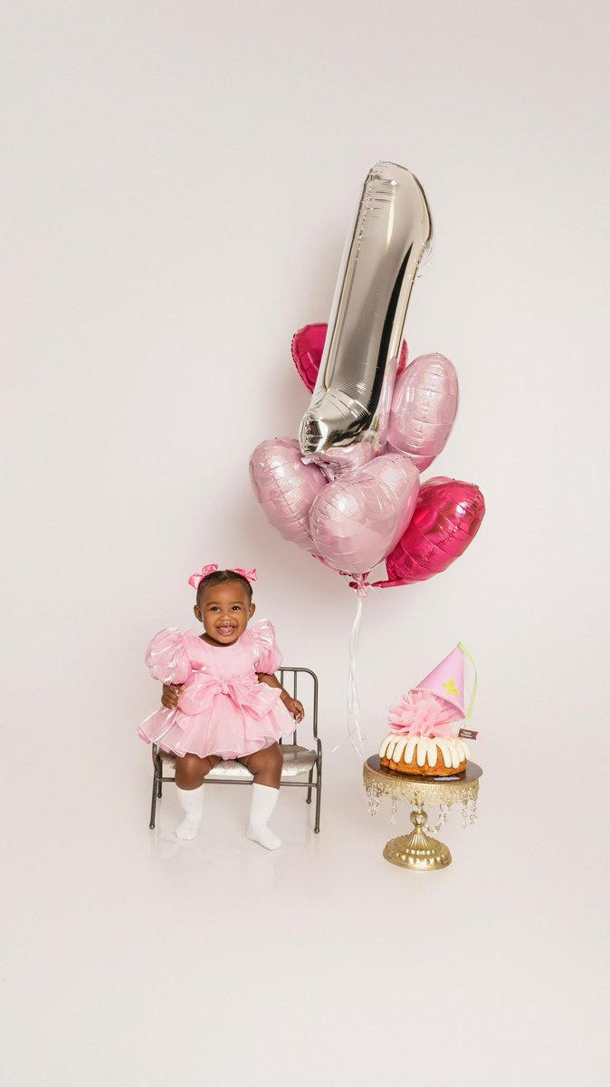 my gorgeous baby turned 1!🥹🤍 ily Anahi Noor, your a doll🎀