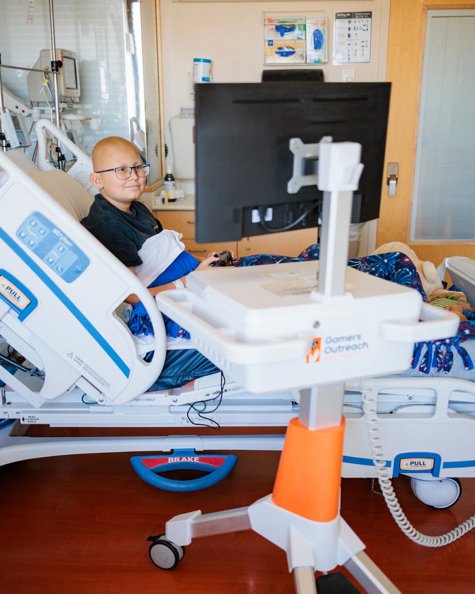 GamersOutreach's tweet image. A GO Kart is a mobile gaming station built for hospitals. 

Staff can roll it room to room so kids can play even when they cannot leave bed.

Easy to clean, adjustable, and ready for modern consoles and adaptive controllers so more kids can join in.
