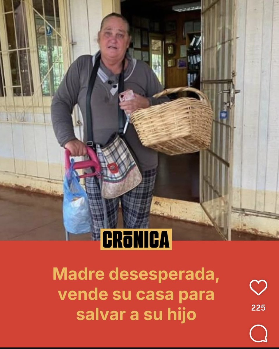 Doña Bertha, una señora de 60 años que se dedica a la venta de bollos, está por poner en venta su casa para poder cubrir los gastos de cáncer de su hijo.
El tratamiento es costoso y poca es la asistencia que reciben de las instituciones.
Via <a href="/cronicapy/">Diario Crónica</a>