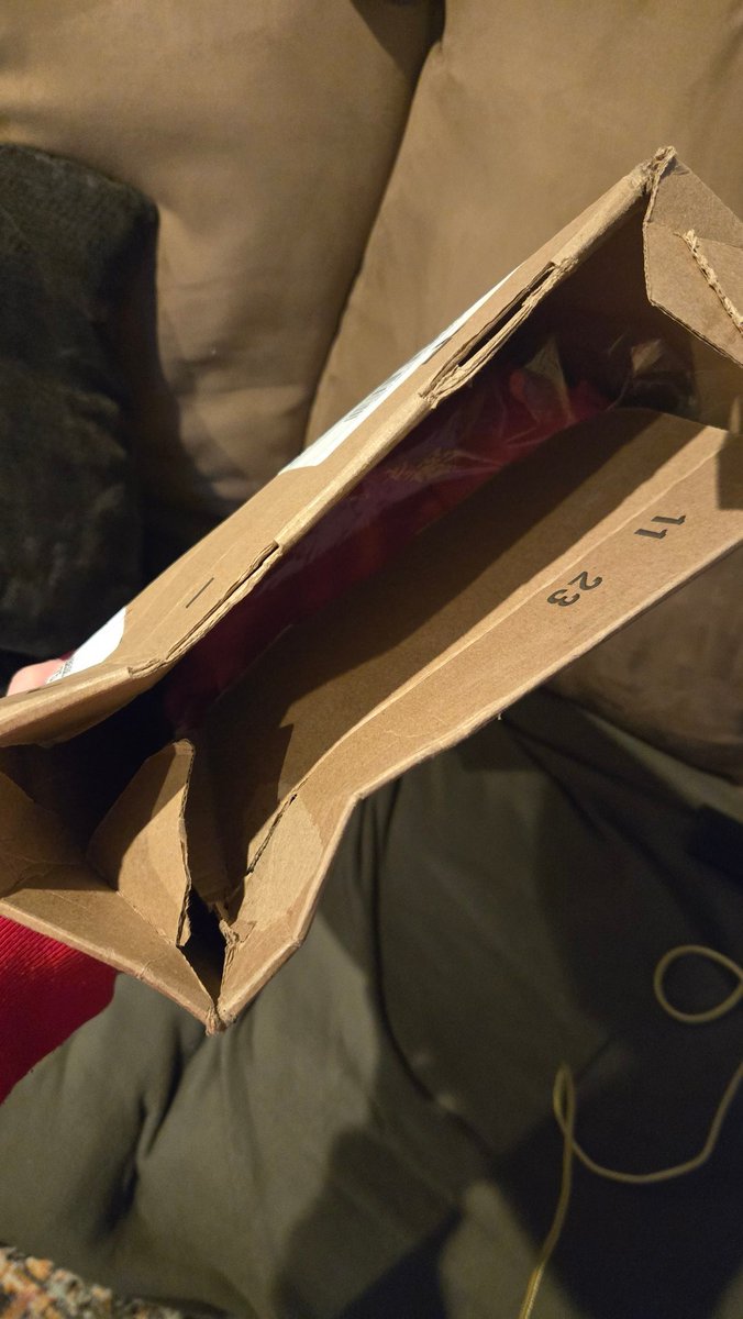 EricaAbdnour's tweet photo. @UPS be so for real right now. This was marked "delayed" for a week, and arrived ripped open🙄 Can your delivery people try not to steal stuff please? https://t.co/My3hvkjUP0