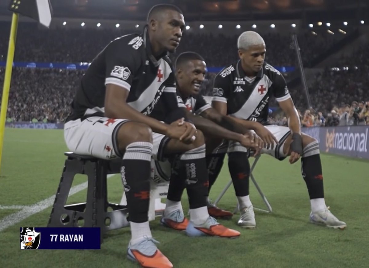 EU &amp; MEUS MANOS QUANDO FARMAMOS AURA