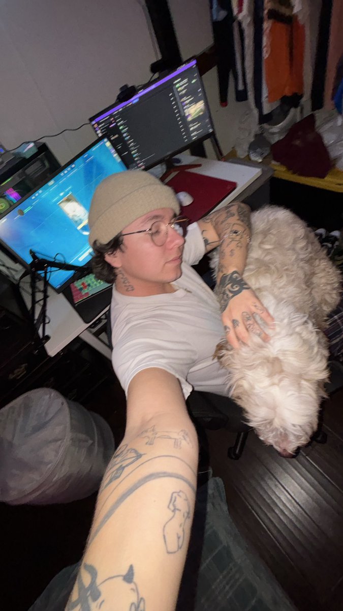 Gaming!
Twitch.tv/ButterzzR6