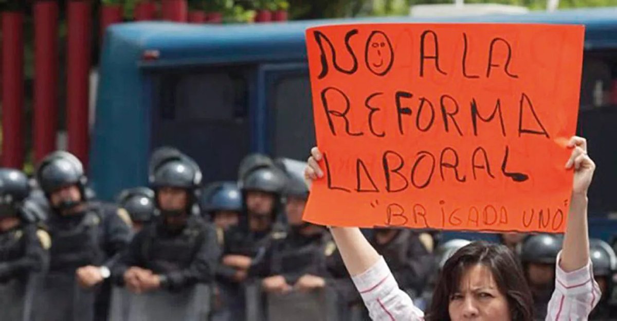 🗣️ El 18, vamos a Plaza de Mayo!

REFORMA LABORAL: LAS CTA SE DECLARAN EN ESTADO DE MOVILIZACIÓN PERMANENTE

El proyecto de Ley de Modernización Laboral que el gobierno de Milei envió al Senado de la Nación no moderniza nada. En realidad es una ley redactada en los estudios de