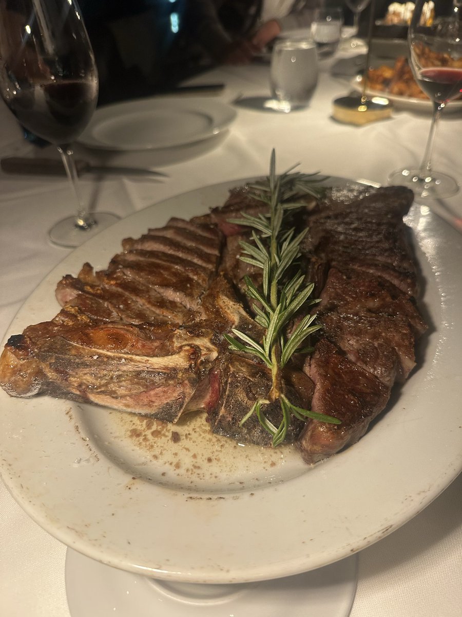 ʀᴏɢᴜᴇ✮ tweet media