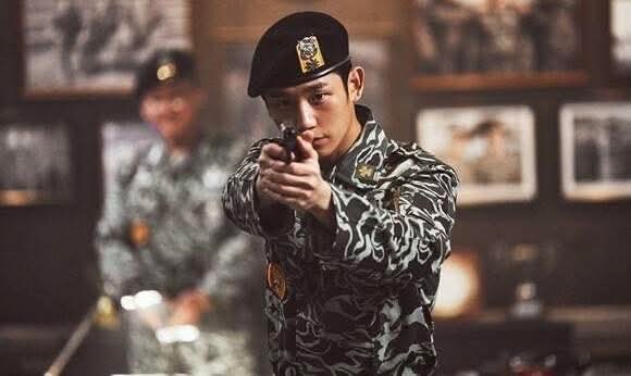 wpdlatm10's tweet image. 조국

&amp;lt;육군사관학교에 김오랑 중령의 동상을 세워야 합니다&amp;gt; 

12월 12일, 전두환 신군부가 군사 반란을 일으킨 지 46년이 지났습니다.

그날 밤, 김오랑 중령은 반란군의 회유를 거부하고 상관을 보호하다 반란군의 총탄에 전사했습니다. 아내 백영옥 씨는 노무현 의원과 장기욱 변호사 등의…