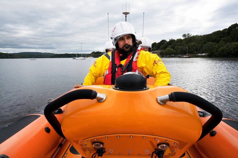 Carrybridge RNLI tweet media