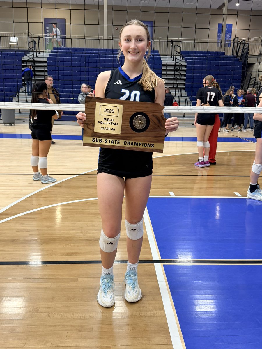 Brynn Anderson tweet media