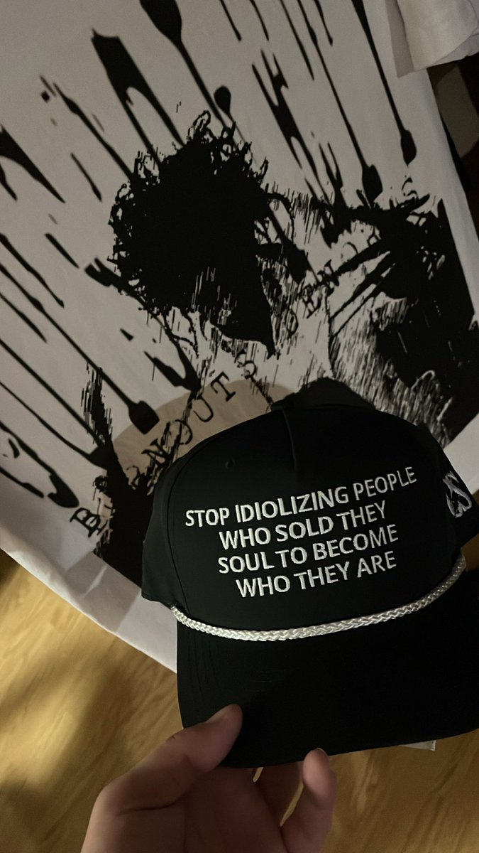 caldaniel_'s tweet image. @OutSociety_clo