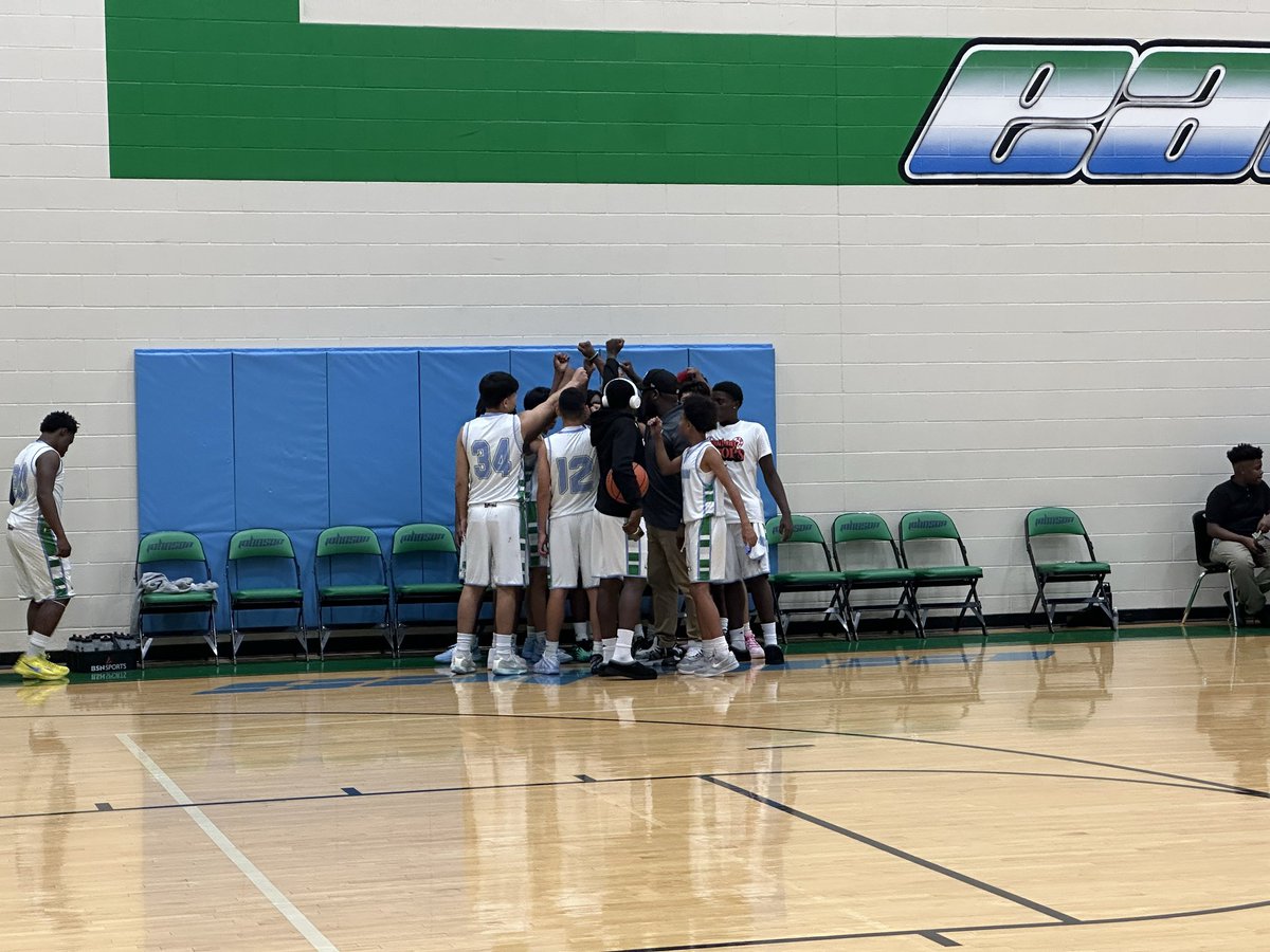 Alyssa Wilken tweet media