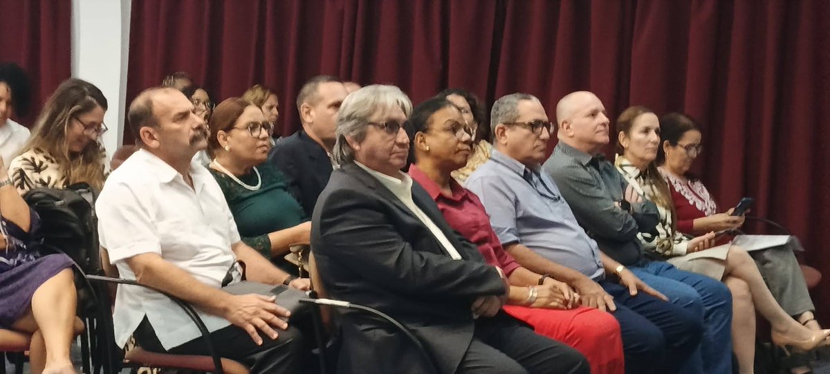 El <a href="/CIGBCuba/">CIGBCuba</a> participó ayer en el Primer Taller Nacional de la #MarcaPaís, donde compartimos nuestras experiencias en el uso estratégico de este importante signo de identidad nacional. Fue un honor aportar nuestra visión estratégica desde el sector biofarmacéutico. <a href="/IcsCuba/">Instituto de Información y Comunicación Social</a>