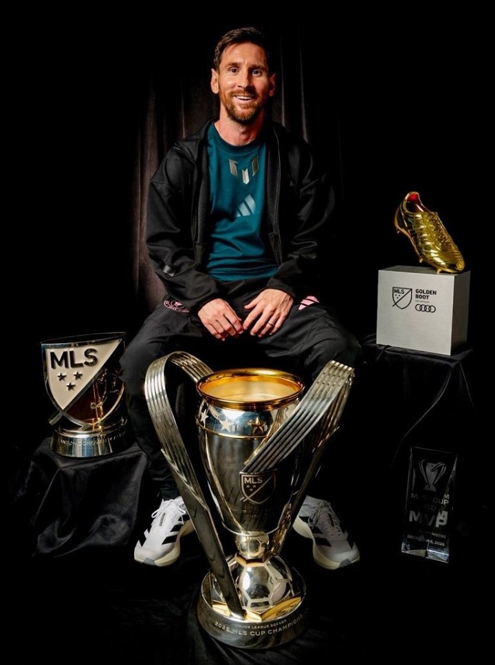 soch35965's tweet photo. Messi won everything in MLS this season. 
🏅 MLS Most assists
🏅 MLS Golden boot 
🏅 MLS MVP 
🏅 MLS cup 🏆 

Still looking forward to winning another FIFA world cup in 2026 with Argentina. Retiring from football with a standard. History will tell his tales 🐐🐐❤️. https://t.co/PbQeHByQH9