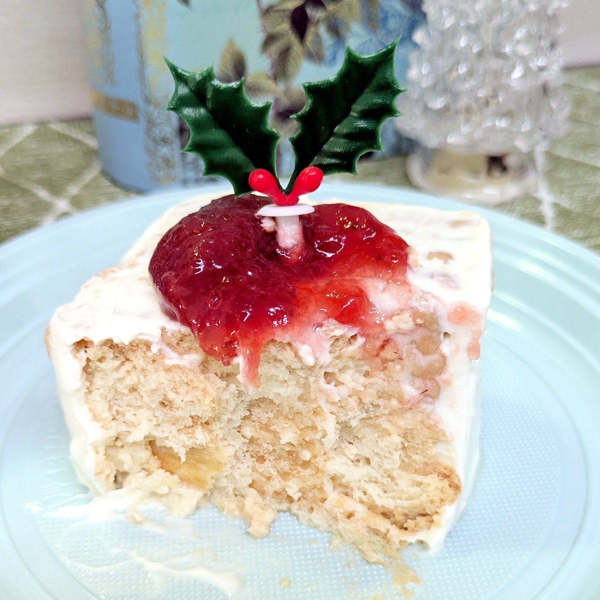 NEKOM0FU's tweet photo. 『ヨーグルト風味のチーズケーキ』
といった感じで美味しかったです！
ビフィズス菌も摂れるし、意外とヘルシーなのが嬉しいですね😊
#手作りおやつ https://t.co/s4YK1ye5qu