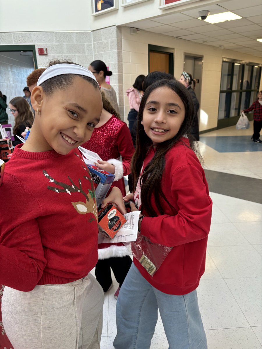 Mrs. Recine tweet media