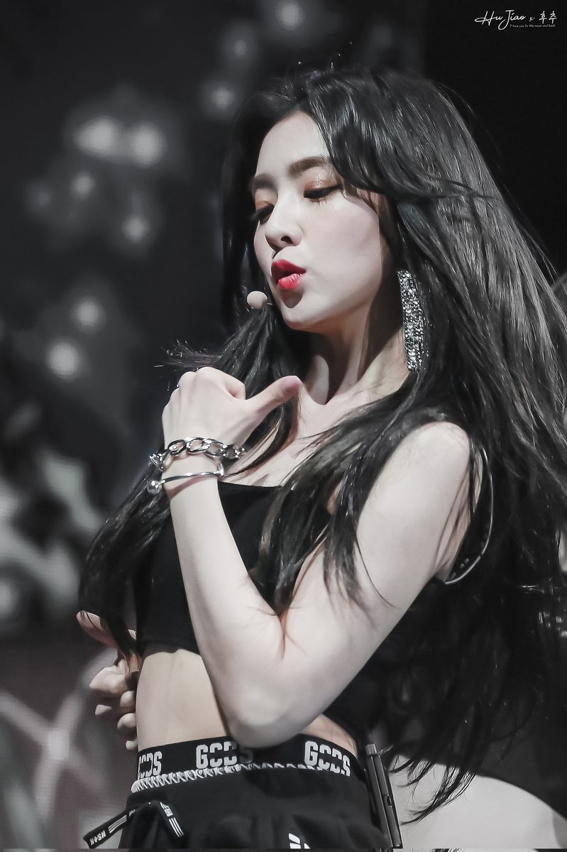 ireznep's tweet image. Insanely.