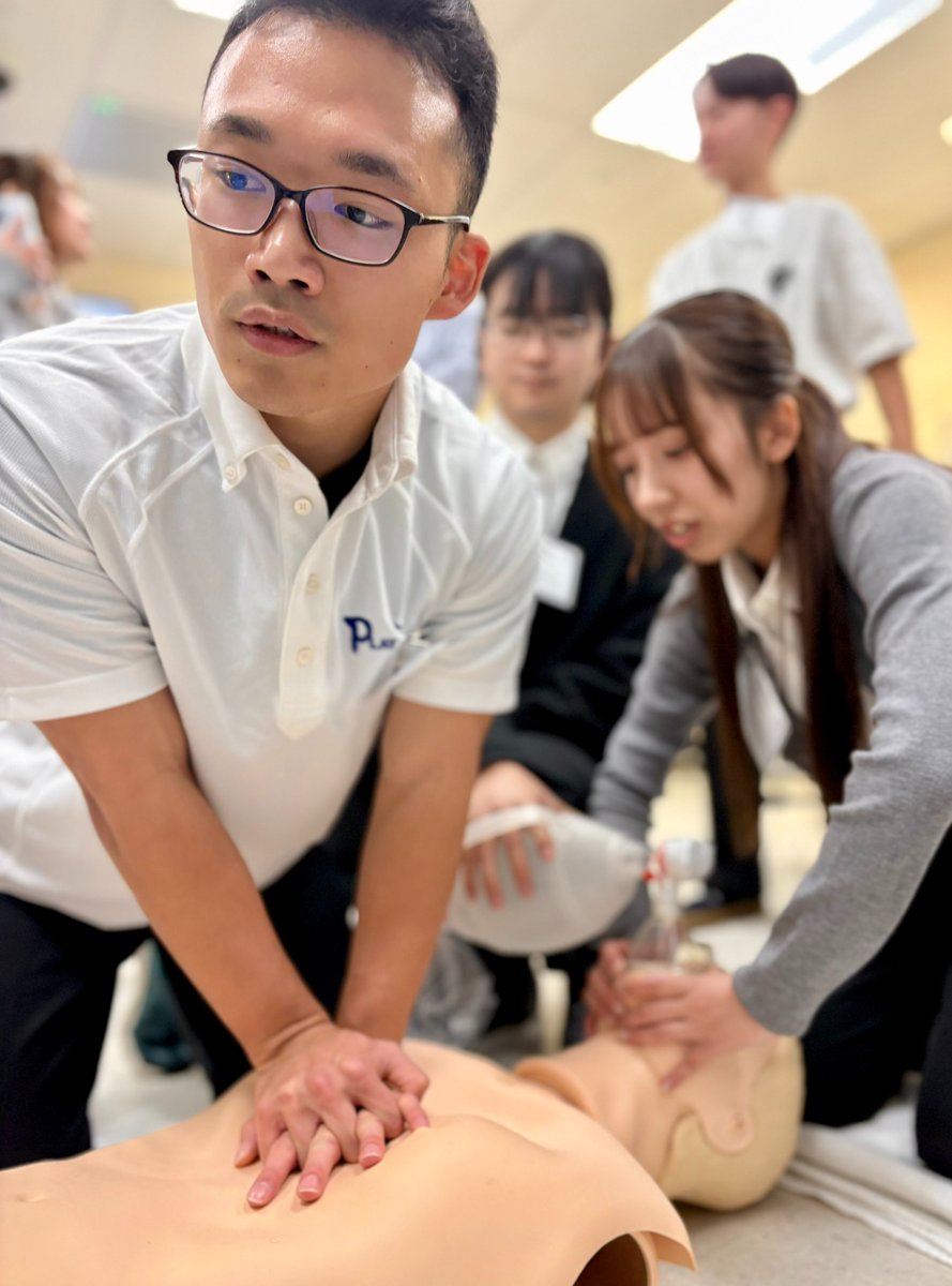 SimTiki_HI's tweet photo. We enjoyed a visit from 20 Medical Engineering students from @skr_ac1301 Sakura Medical Welfare College (Tochigi, Japan) yesterday! The students participated in manikin programming, Adult &amp; Peds airway simulations and CPR. https://t.co/nAyaqpe4jy