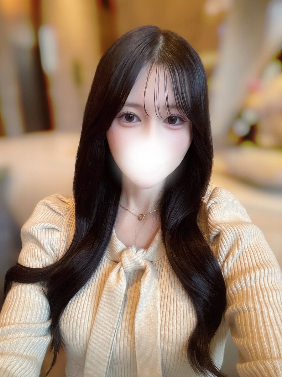 🤍今週のシフト🤍

15日  12:00～27:00

16日  12:00～27:00

18日  12:00～27:00

20日  12:00～27:00

21日  12:00～27:00

シフト出ました🌟⋆꙳

3週間ぶりの出勤楽しみです🐶💓

今月はこの週とその次の週で終わりなのでぜひ姫納めしに来てくれたら嬉しいな₍ᐡ ̳ᴗ  ᴗᐡ₎"🫶