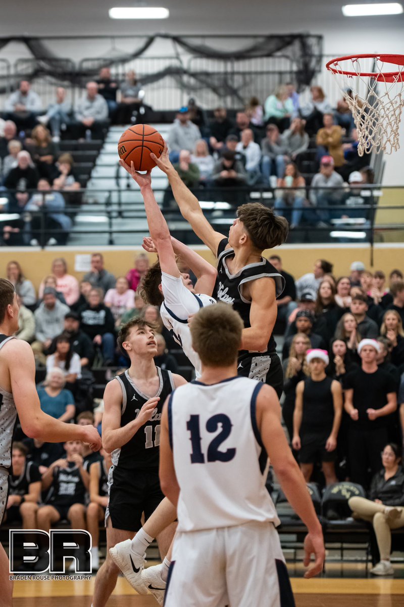 So. Indiana Sports tweet media