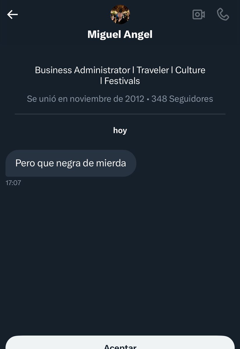 imaginate decir algo asi con esta cara 😭😭😭😭