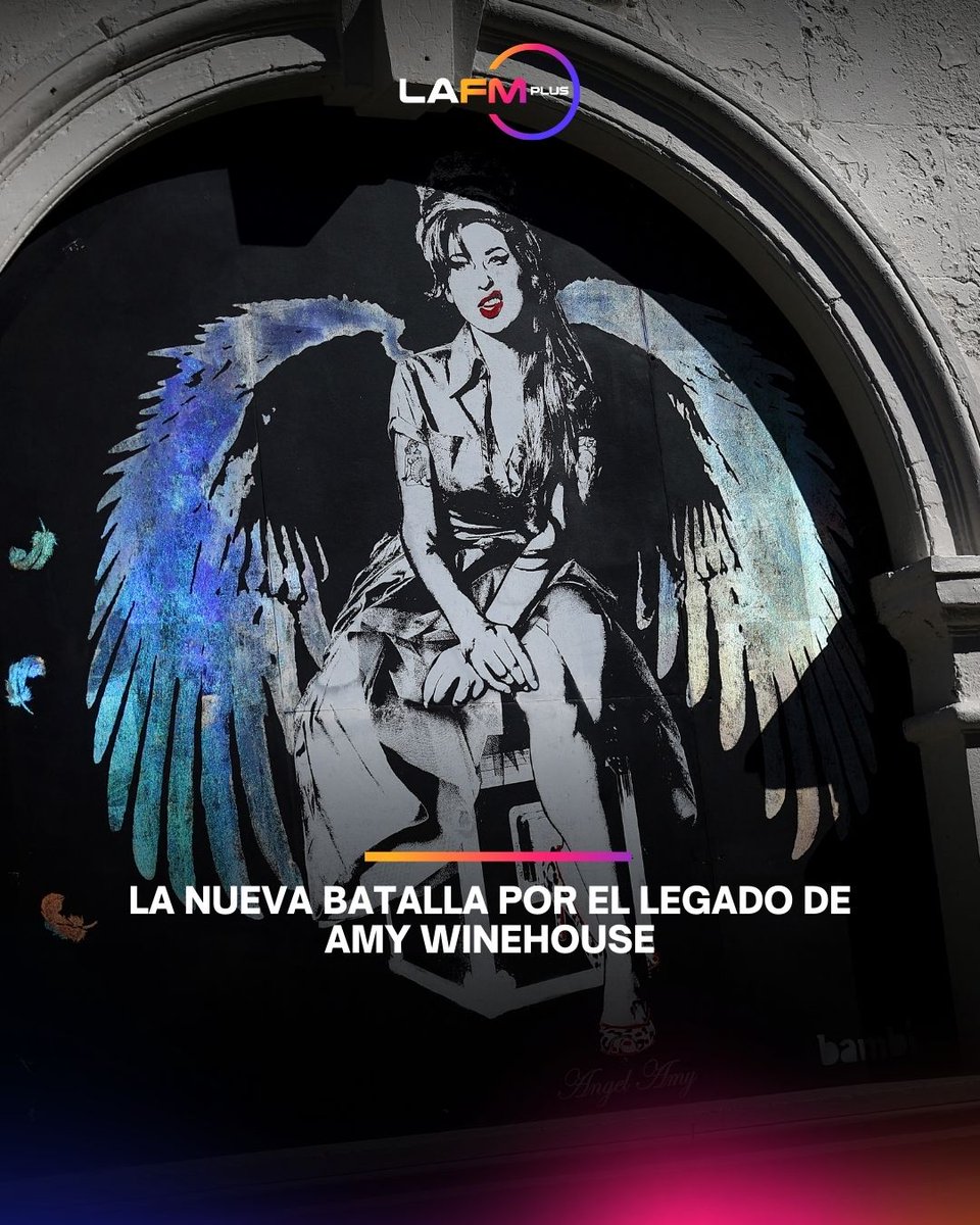 lafmplus's tweet image. Nueva polémica en torno a Amy Winehouse: su padre demanda a dos antiguas amigas de la artista por supuesta venta indebida de pertenencias valoradas en £730.000. Ellas aseguran que Amy se las regaló. El caso se debate en el Tribunal Superior de Londres.