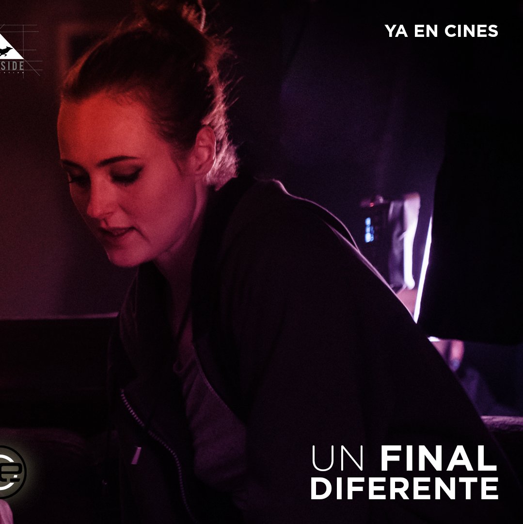 ¿Cómo miras a los ojos al amor de tu vida… sabiendo que está muert@ y que tú sigues ahí sin decir adiós? 💔
<a href="/GaelGarciaB/">Gael García Bernal</a> es Sal en ✨ #UnFinalDiferente 💫
-
-
-
-
#GaelGarcíaBernal #RenateReinsve #BéréniceBejo #PieroMessina #SciFi #Drama #Romance #Amor #Despedidas