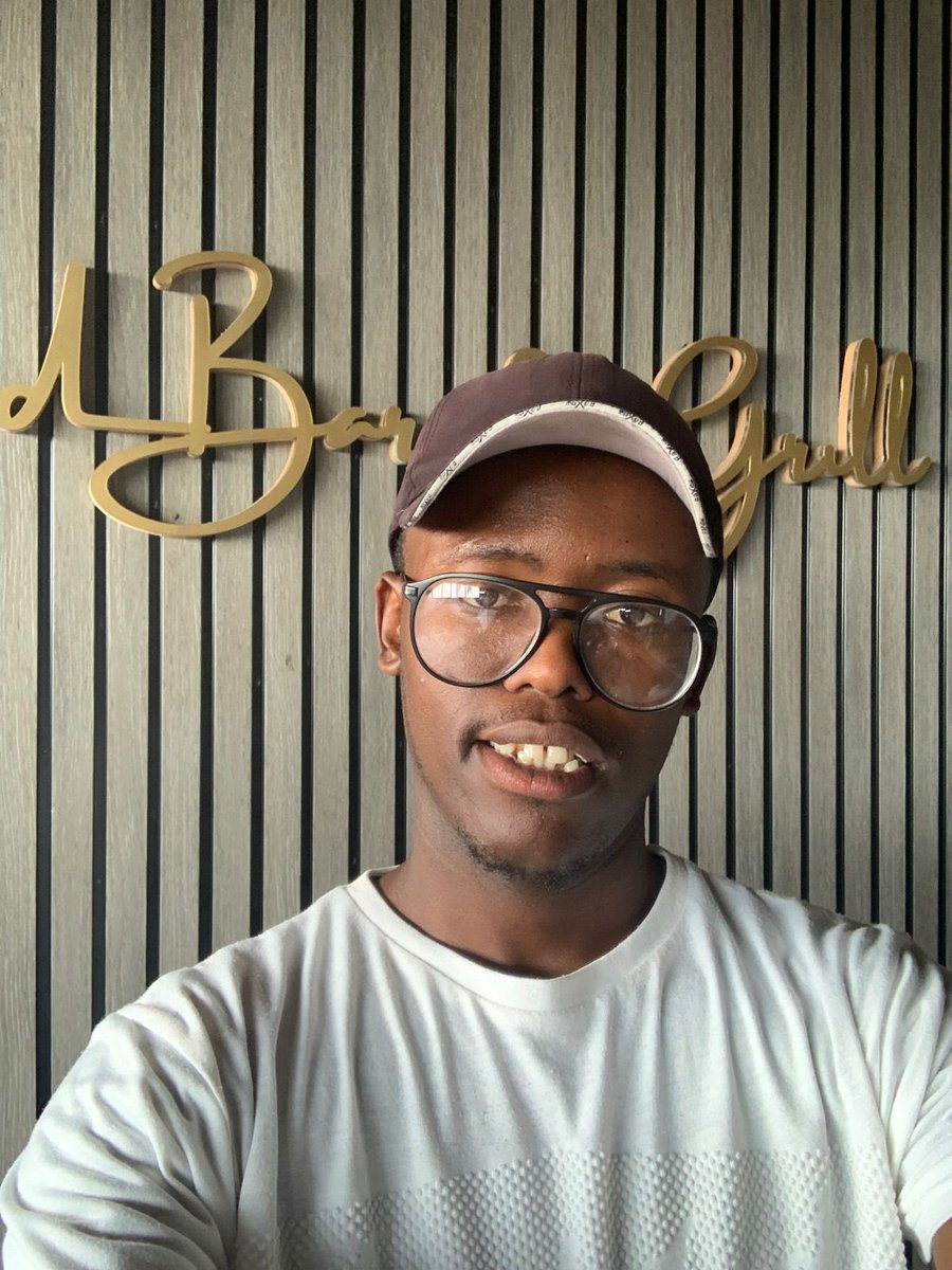 SabbyZee_sa's tweet photo. Still at it bafowethu https://t.co/jFAKgzg6Om