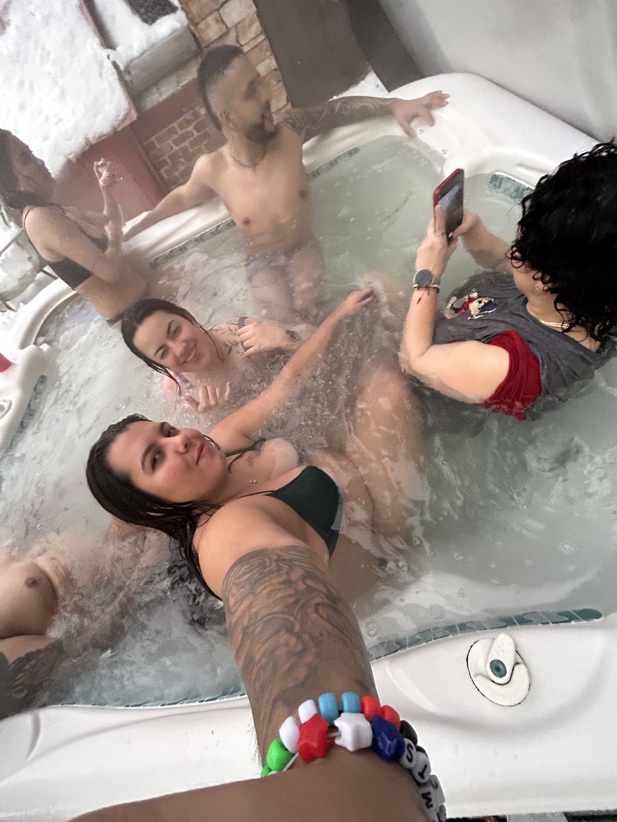 Kath🌈 (@katherineagr) on Twitter photo 