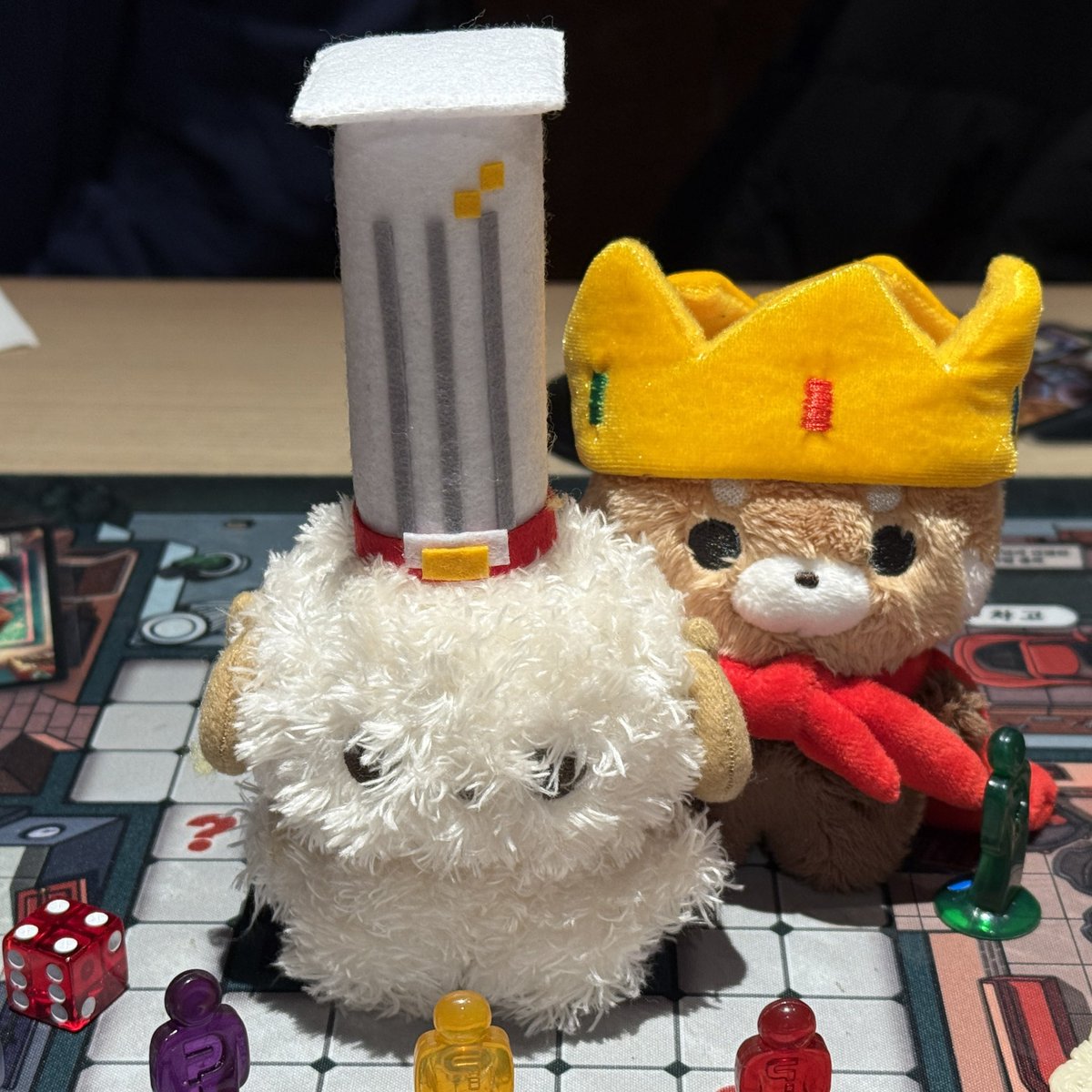 먹기 위해 사진을 찍었더니 솜인클은 안 보이고
그래서 찍은 건 바부주방장의 뒷모습과 클루의 왕 모카라베와 머스타드뽄주
<a href="/nmytmociu/">연</a> <a href="/shimoongg/">뭉</a>