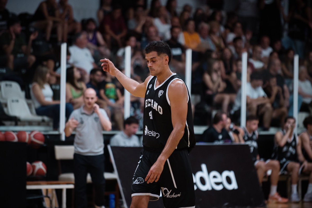 Final del 2️⃣ cuarto  

Deportivo Viedma 44-39 #Pico 

#DalePico ⚫️⚪️⚫️
#LaLigaArgentina 🏀