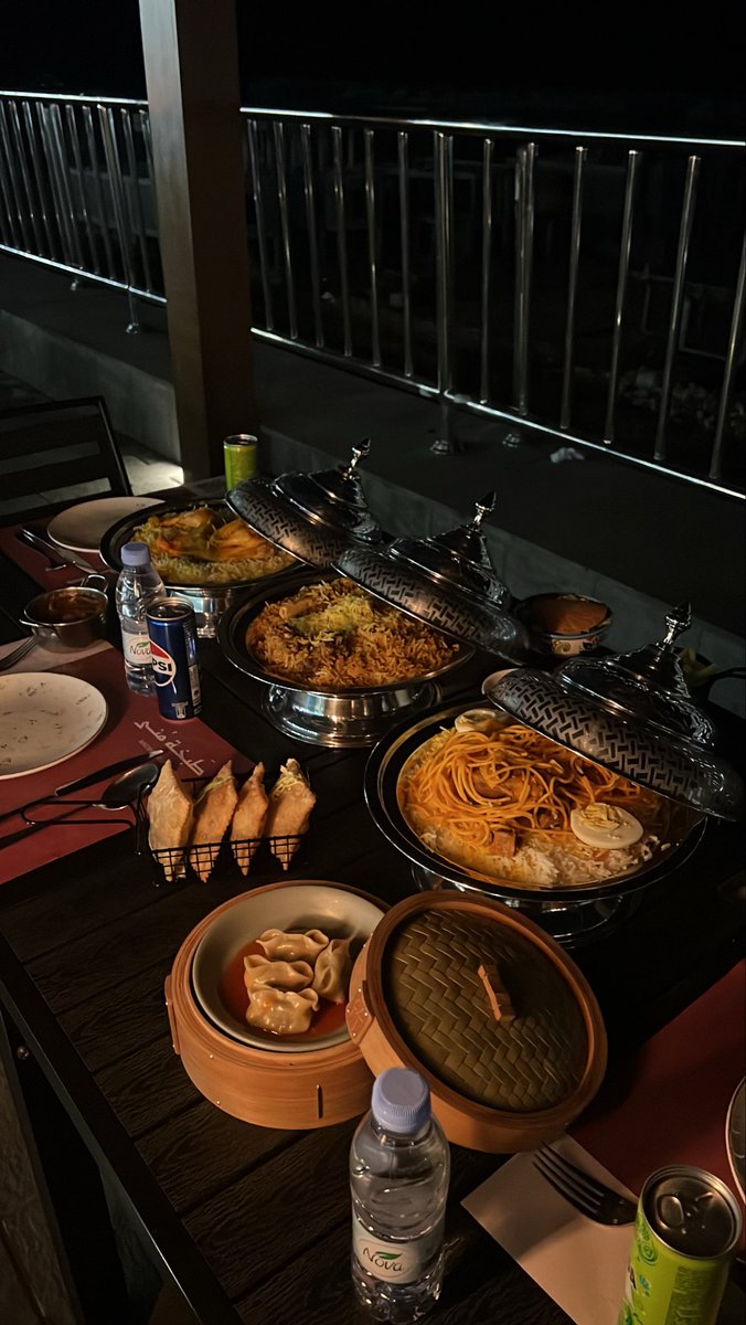 sos__57's tweet photo. dinner with ..🤎🤎 https://t.co/31NA2F2Noj