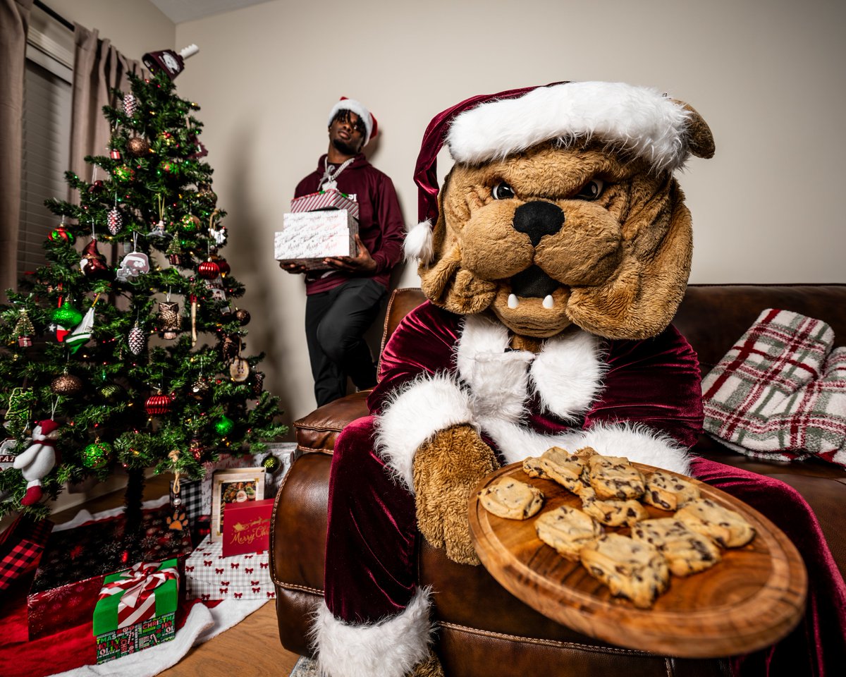 HailStateFB's tweet photo. https://t.co/MV9riML9kg