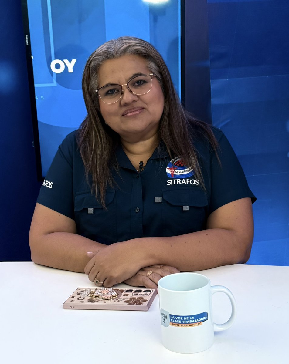 VOZTrabajadorsv's tweet image. Esta noche en La Voz de los Trabajadores nos acompañan la Dra. Brenda Peña, Secretaria General de SITRAFOS, y la Dra. Silvia Henríquez, Secretaria de Conflictos.

Ambas compartirán los principales desafíos del sector salud, la situación del sindicalismo en FOSALUD.

Además los…