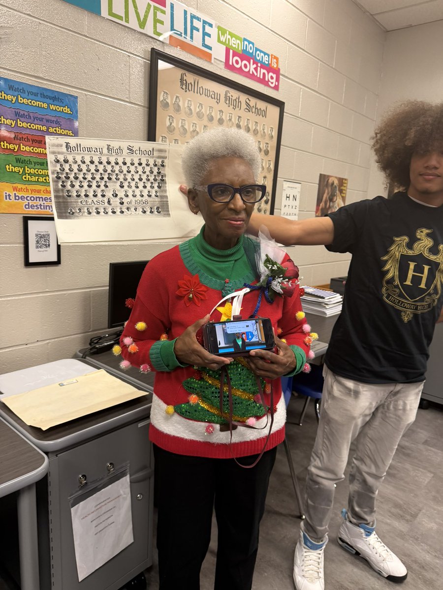 Holloway High School tweet media